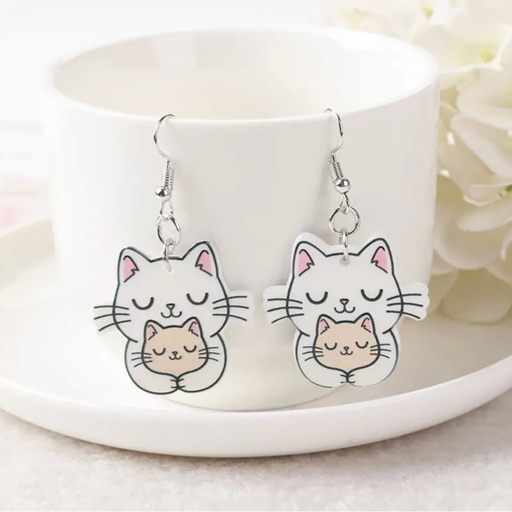 🍒🍒 Cute Cats Dangle Earrings